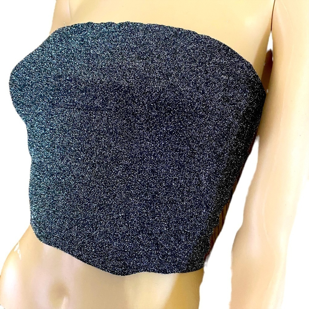 BLACK Crop Top